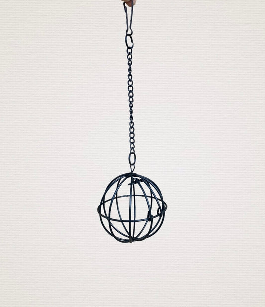 Wire Ball Forage Cage